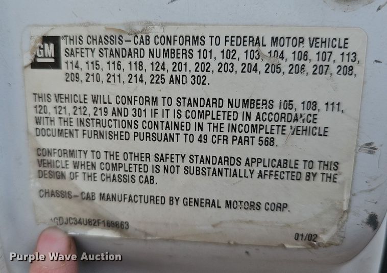 image for item DO4309 2002 GMC Sierra 3500  flatbed pickup truck