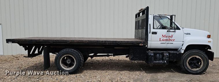 image for item DO4310 1991 GMC TopKick SL  dump flatbed truck