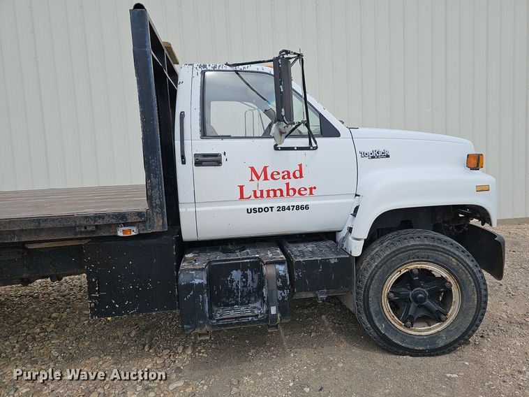 image for item DO4310 1991 GMC TopKick SL  dump flatbed truck