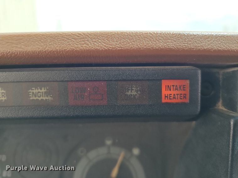 image for item DO4310 1991 GMC TopKick SL  dump flatbed truck