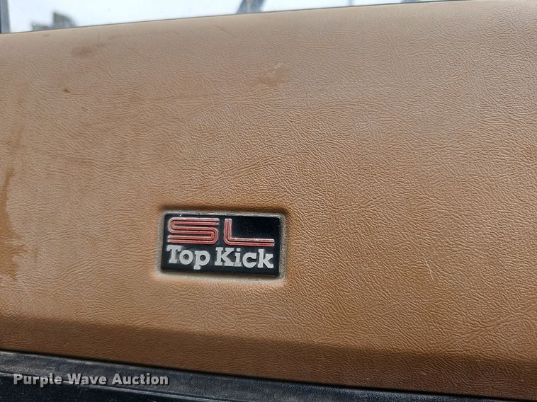 image for item DO4310 1991 GMC TopKick SL  dump flatbed truck