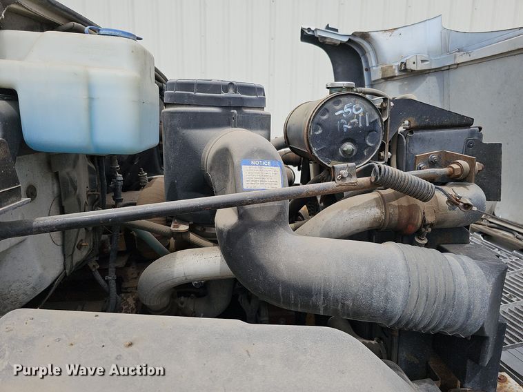 image for item DO4310 1991 GMC TopKick SL  dump flatbed truck