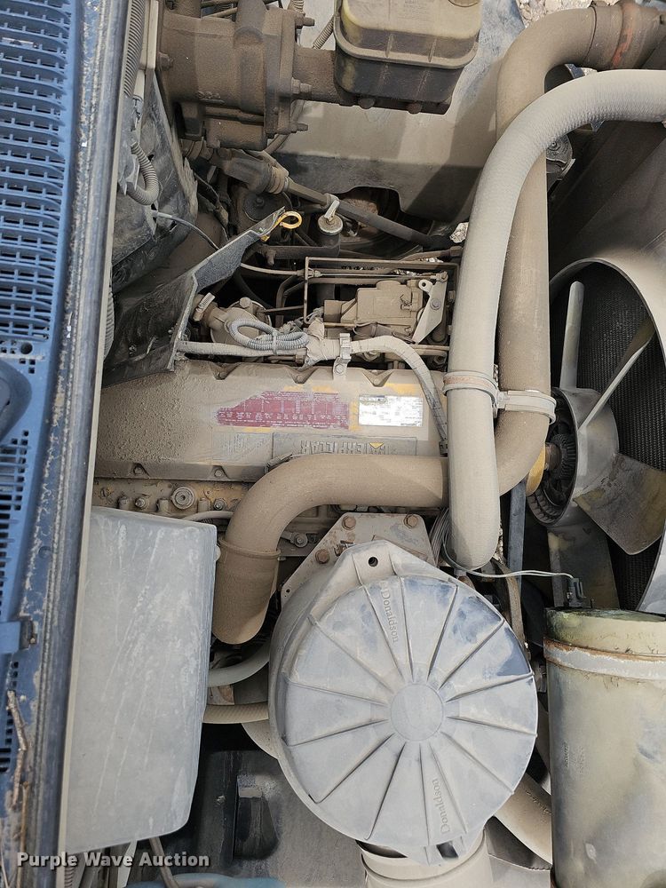 image for item DO4310 1991 GMC TopKick SL  dump flatbed truck