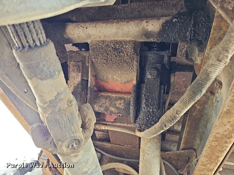 image for item DO4310 1991 GMC TopKick SL  dump flatbed truck