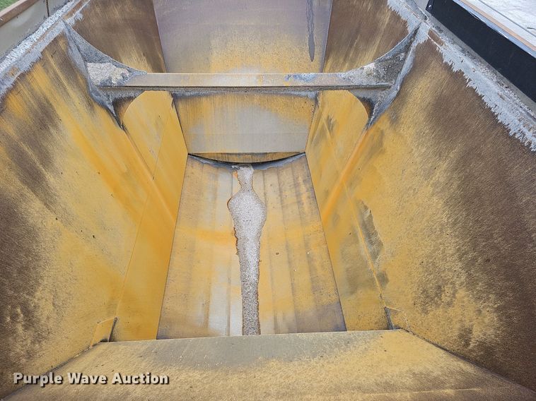 image for item DO4351 2011 Cross Country TRA/REM  bottom dump trailer