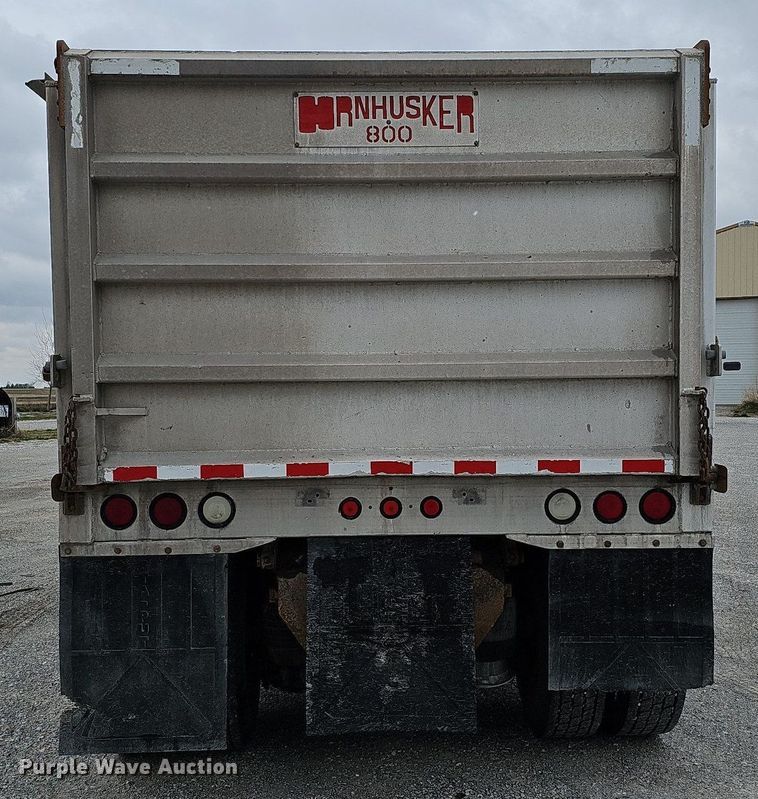 image for item DO4352 2007 Freightliner Classic XL  dump truck