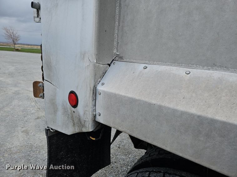 image for item DO4352 2007 Freightliner Classic XL  dump truck