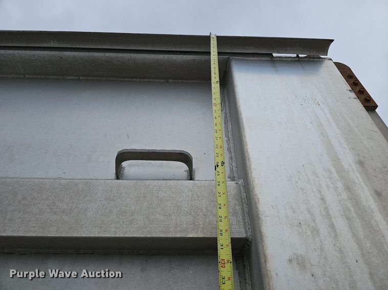 image for item DO4352 2007 Freightliner Classic XL  dump truck