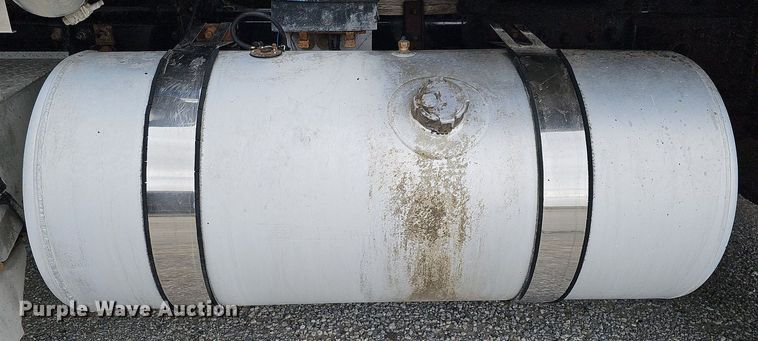 image for item DO4352 2007 Freightliner Classic XL  dump truck