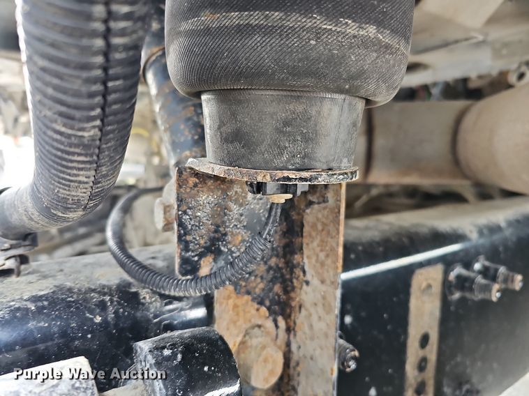 image for item DO4352 2007 Freightliner Classic XL  dump truck