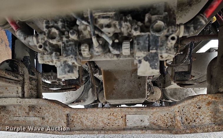 image for item DO4352 2007 Freightliner Classic XL  dump truck