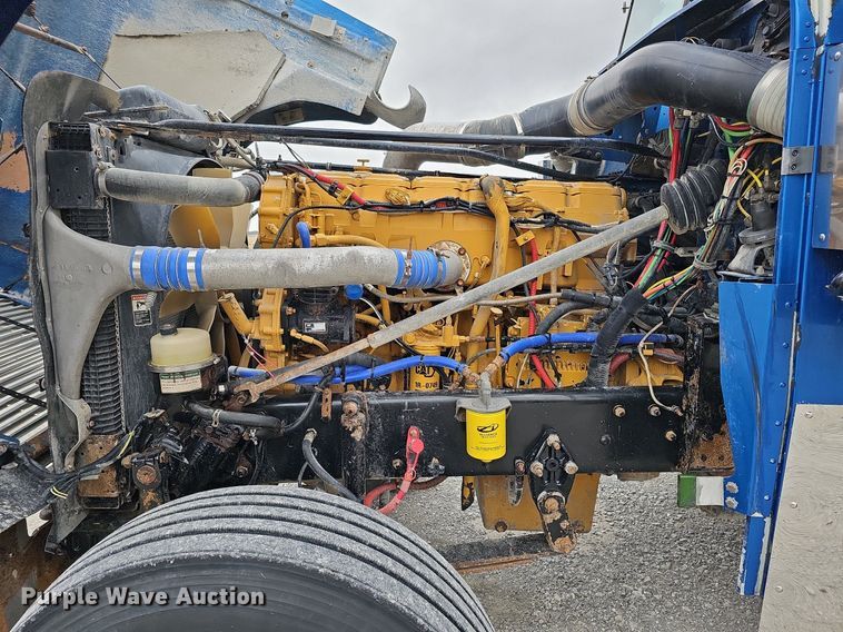 image for item DO4352 2007 Freightliner Classic XL  dump truck