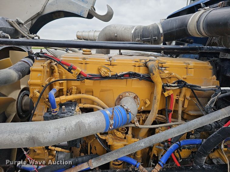 image for item DO4352 2007 Freightliner Classic XL  dump truck