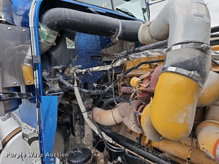 image for item DO4352 2007 Freightliner Classic XL  dump truck