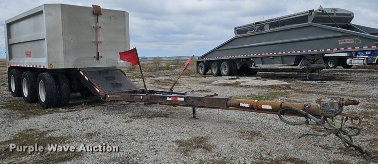 image for item DO4353 2008 Cornhusker 800R-81007-732  end dump pup trailer