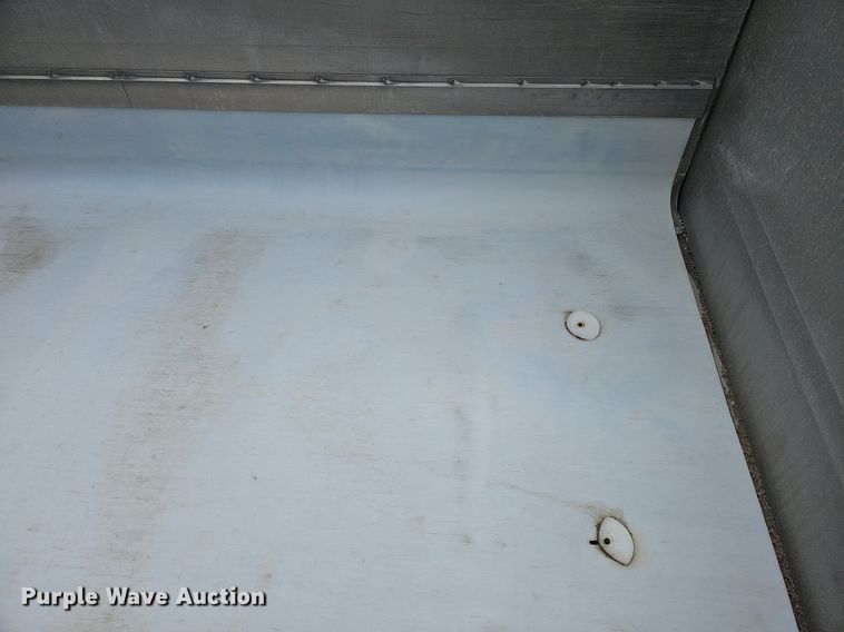 image for item DO4353 2008 Cornhusker 800R-81007-732  end dump pup trailer