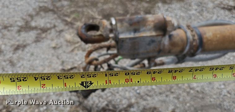 image for item DO4353 2008 Cornhusker 800R-81007-732  end dump pup trailer