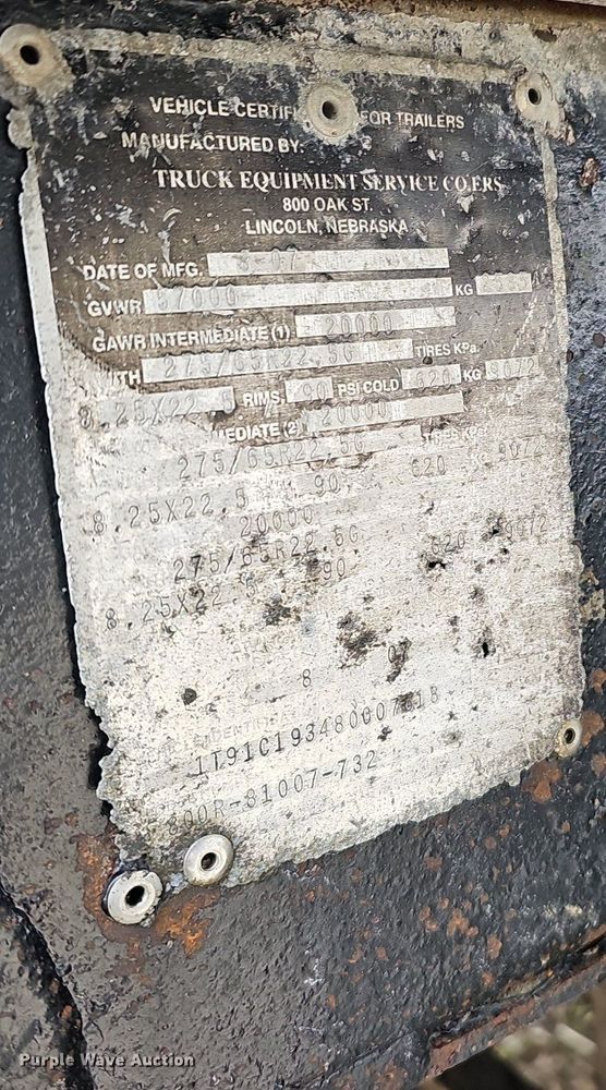 image for item DO4353 2008 Cornhusker 800R-81007-732  end dump pup trailer