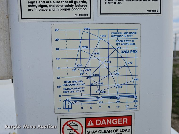 image for item DO4359 2003 Freightliner FL60  utility / service truck