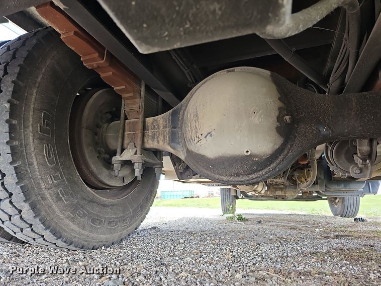 image for item DO4359 2003 Freightliner FL60  utility / service truck