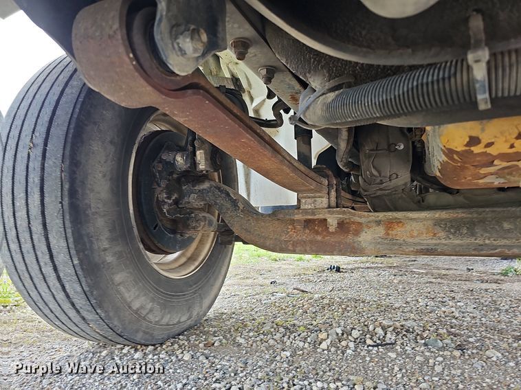 image for item DO4359 2003 Freightliner FL60  utility / service truck