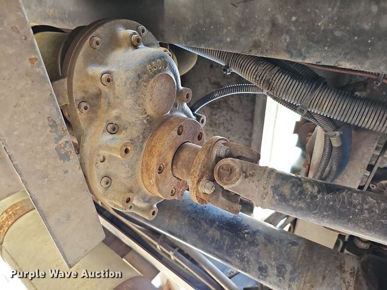 image for item DO4359 2003 Freightliner FL60  utility / service truck