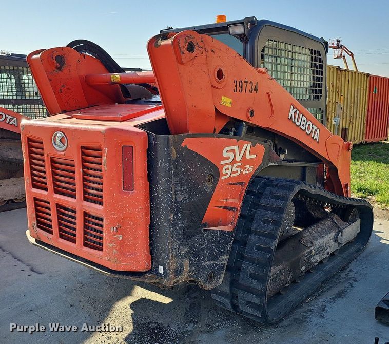 image for item DO4365 2018 Kubota SVL95-2S  tracked skid steer loader