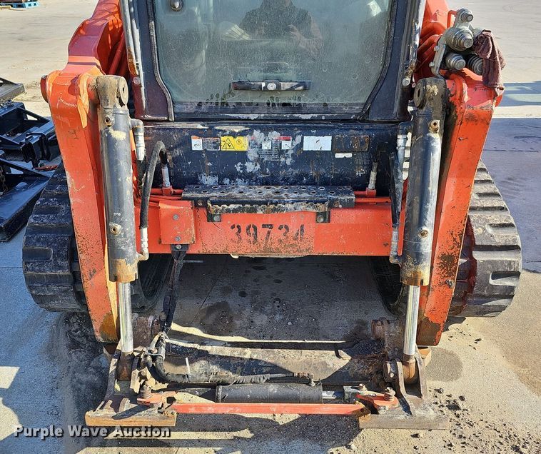 image for item DO4365 2018 Kubota SVL95-2S  tracked skid steer loader