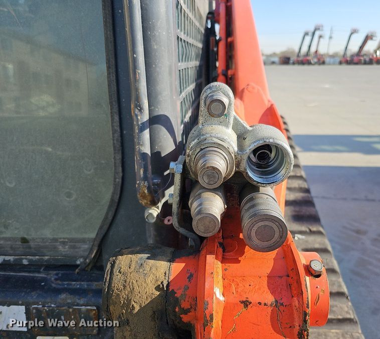 image for item DO4365 2018 Kubota SVL95-2S  tracked skid steer loader