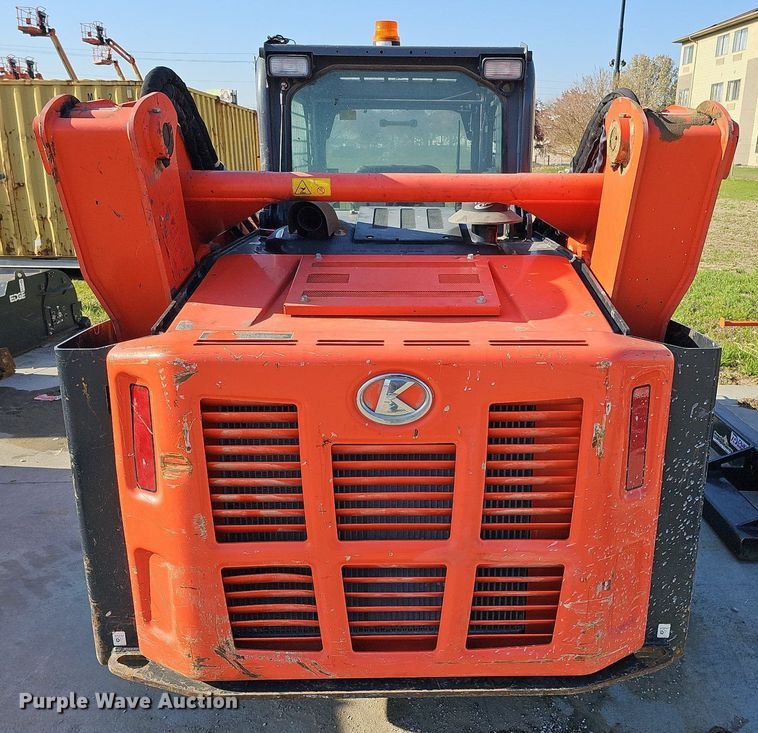 image for item DO4365 2018 Kubota SVL95-2S  tracked skid steer loader