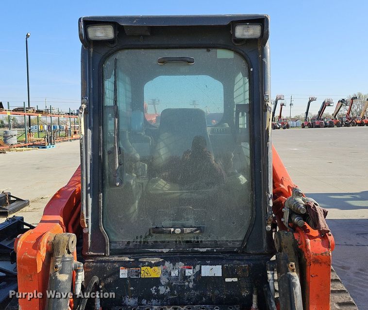 image for item DO4365 2018 Kubota SVL95-2S  tracked skid steer loader