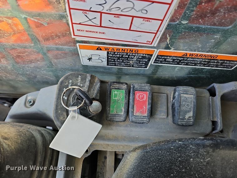 image for item DO4365 2018 Kubota SVL95-2S  tracked skid steer loader