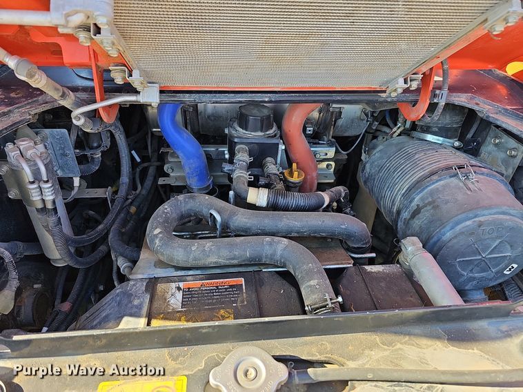 image for item DO4365 2018 Kubota SVL95-2S  tracked skid steer loader