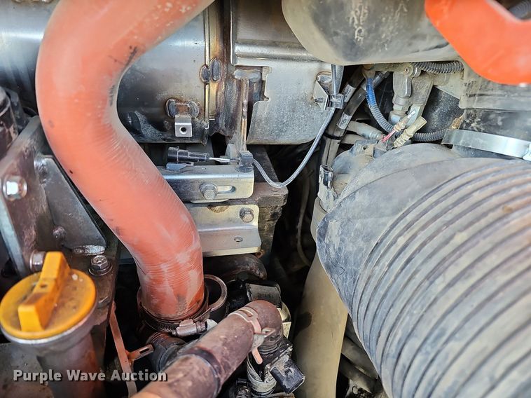 image for item DO4365 2018 Kubota SVL95-2S  tracked skid steer loader