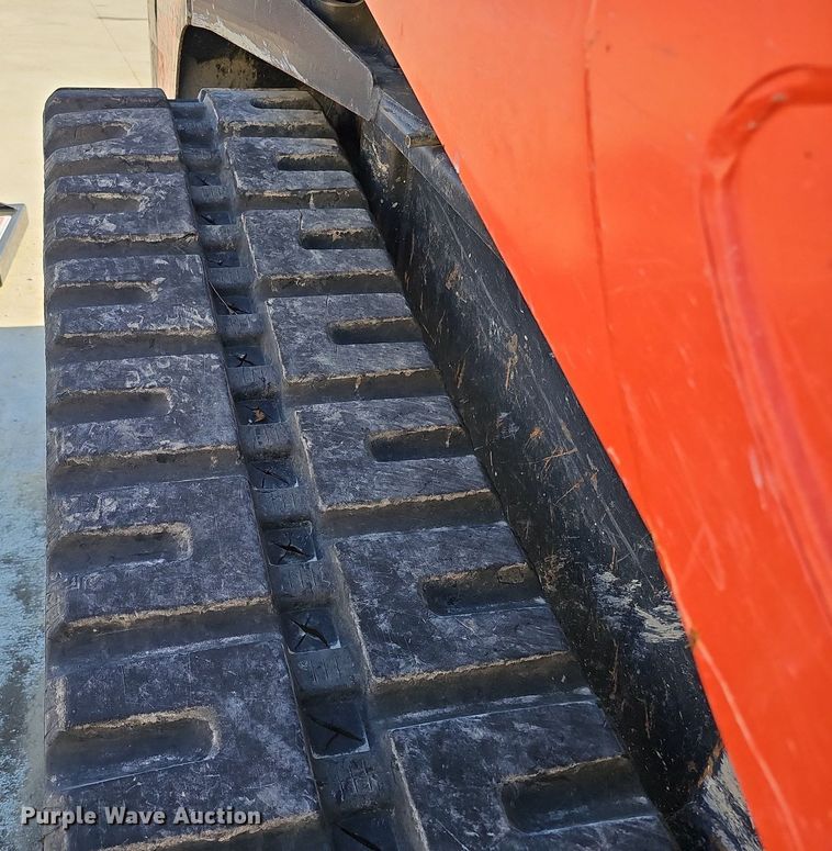 image for item DO4365 2018 Kubota SVL95-2S  tracked skid steer loader