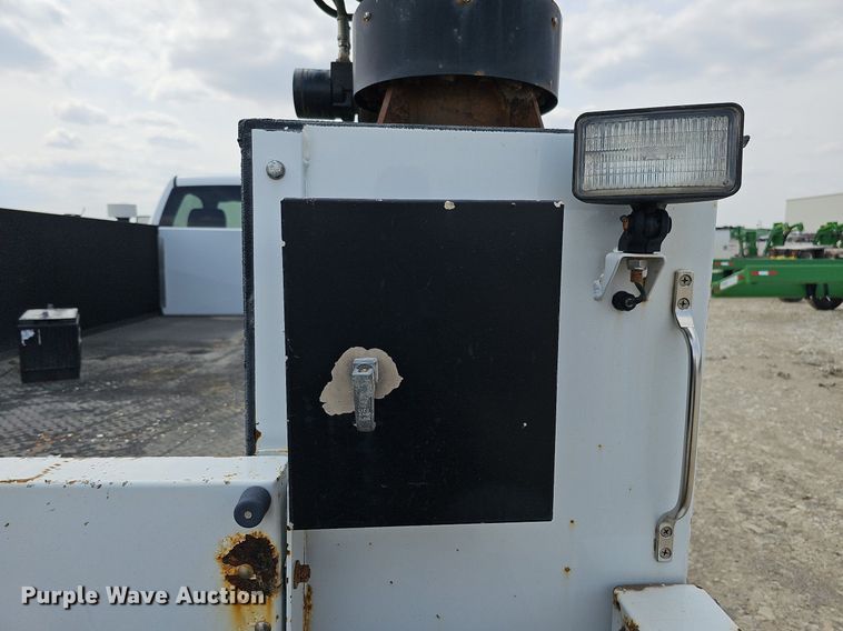 image for item DO4367 2016 Dodge Ram 5500HD  utility / service truck