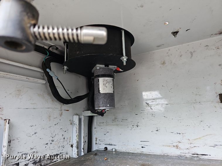 image for item DO4367 2016 Dodge Ram 5500HD  utility / service truck