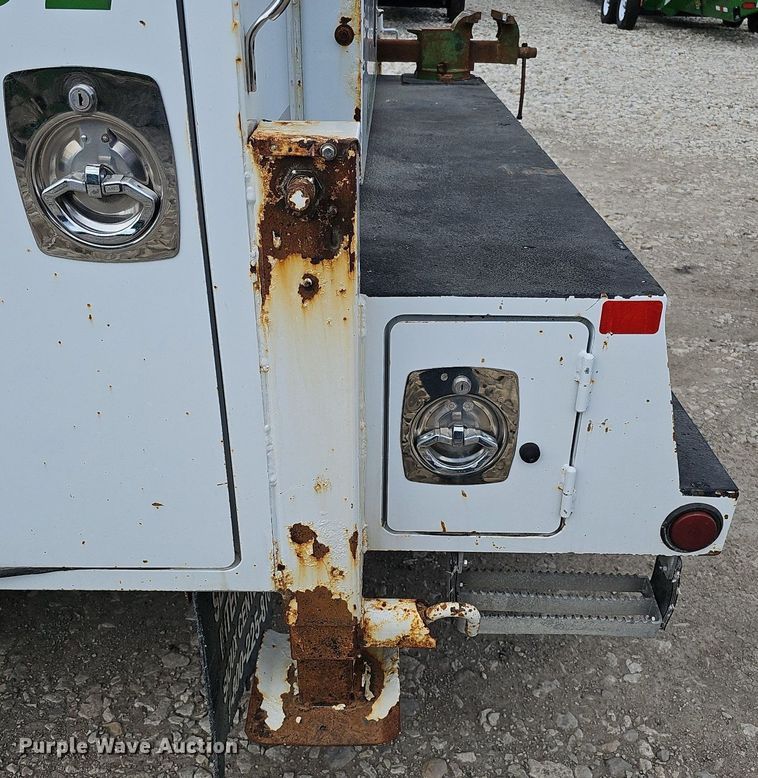 image for item DO4367 2016 Dodge Ram 5500HD  utility / service truck