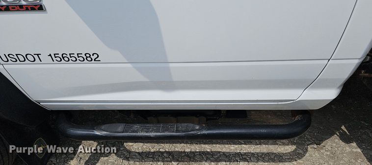 image for item DO4367 2016 Dodge Ram 5500HD  utility / service truck