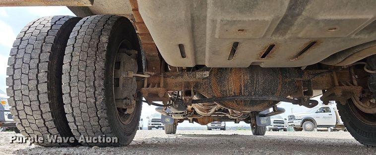 image for item DO4367 2016 Dodge Ram 5500HD  utility / service truck