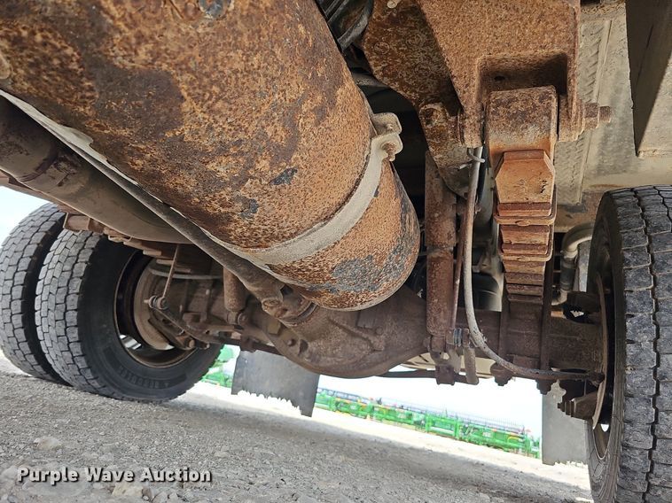 image for item DO4367 2016 Dodge Ram 5500HD  utility / service truck