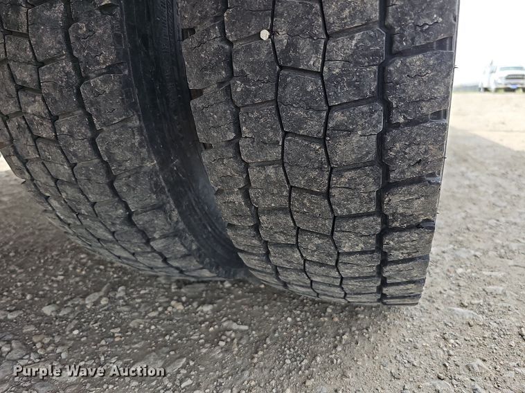 image for item DO4367 2016 Dodge Ram 5500HD  utility / service truck