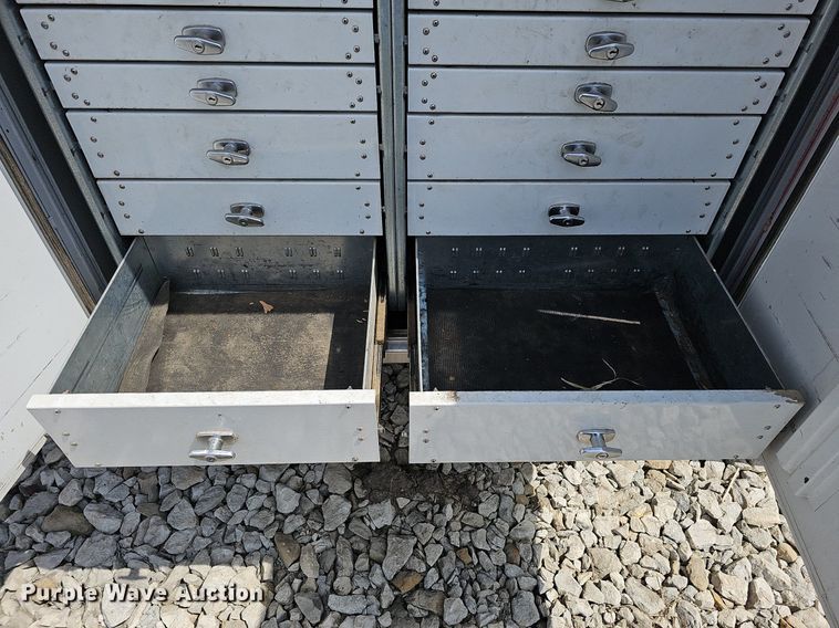 image for item DO4369 2015 Ford F550 Super Duty  utility / service truck