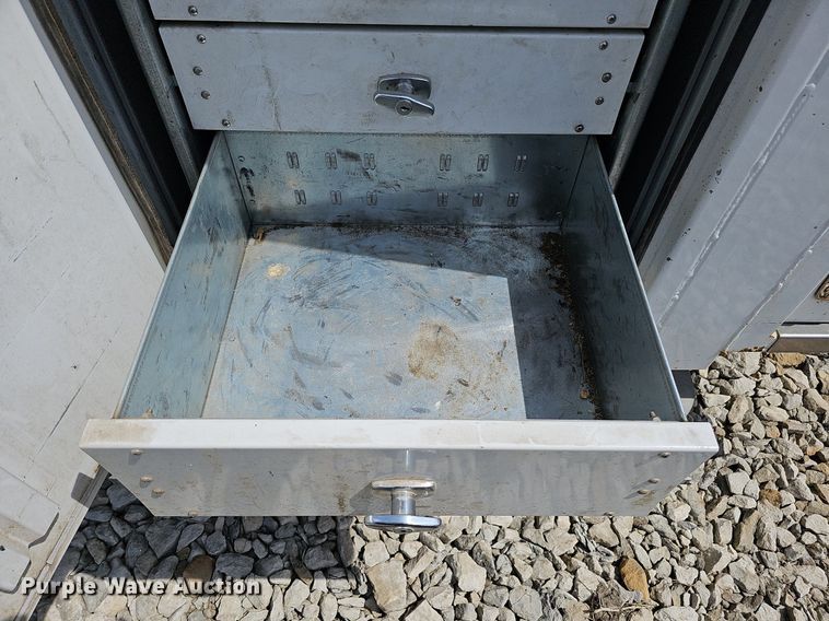 image for item DO4369 2015 Ford F550 Super Duty  utility / service truck