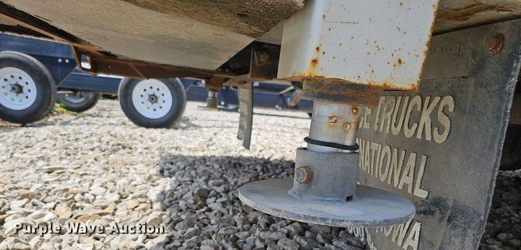 image for item DO4369 2015 Ford F550 Super Duty  utility / service truck