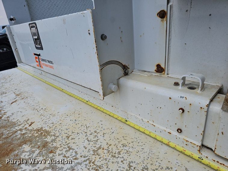 image for item DO4369 2015 Ford F550 Super Duty  utility / service truck