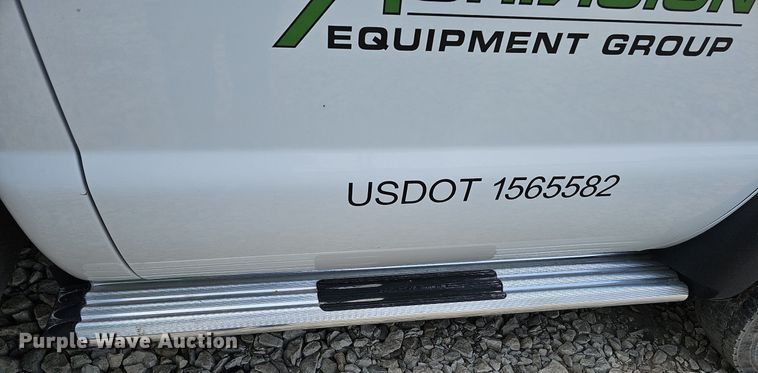 image for item DO4369 2015 Ford F550 Super Duty  utility / service truck