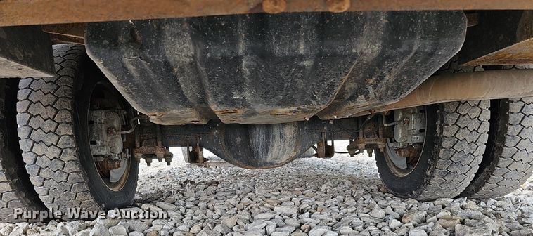 image for item DO4369 2015 Ford F550 Super Duty  utility / service truck