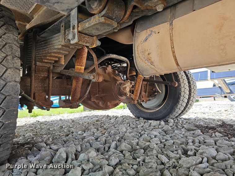 image for item DO4369 2015 Ford F550 Super Duty  utility / service truck