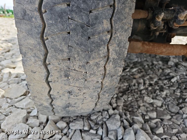 image for item DO4369 2015 Ford F550 Super Duty  utility / service truck